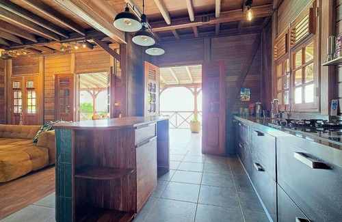 Trois-Rivieres House | 150 m² House ∙ 4 bedrooms ∙ 8 guests