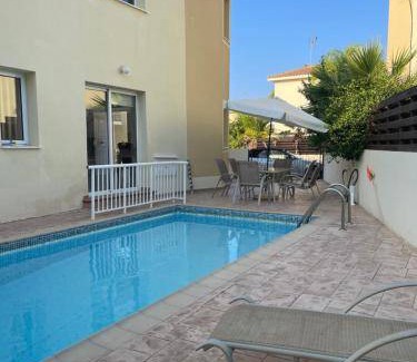 Pernera Resort | 150 m² Resort ∙ 3 bedrooms ∙ 8 guests