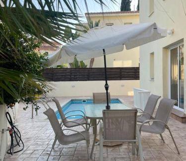 Pernera Resort | 150 m² Resort ∙ 3 bedrooms ∙ 8 guests