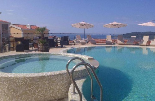 Tivat Villa | 150 m² Villa ∙ 2 bedrooms ∙ 8 guests
