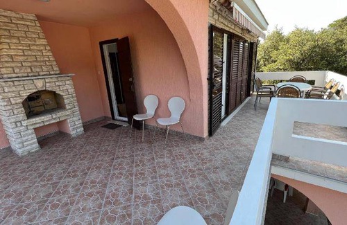 Simuni Villa | 150 m² Villa ∙ 3 bedrooms ∙ 9 guests