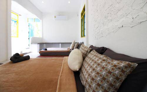 Ko Lanta Old Town Villa | 150 m² Villa ∙ 3 bedrooms ∙ 8 guests
