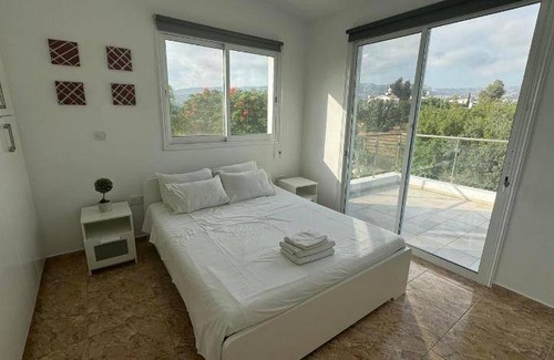 Pegeia Villa | 150 m² Villa ∙ 5 bedrooms ∙ 12 guests