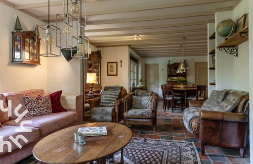 Vasse House | 1500 m² House ∙ 4 bedrooms ∙ 8 guests
