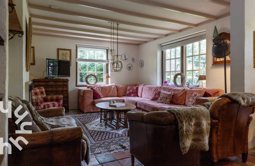 Vasse House | 1500 m² House ∙ 4 bedrooms ∙ 8 guests