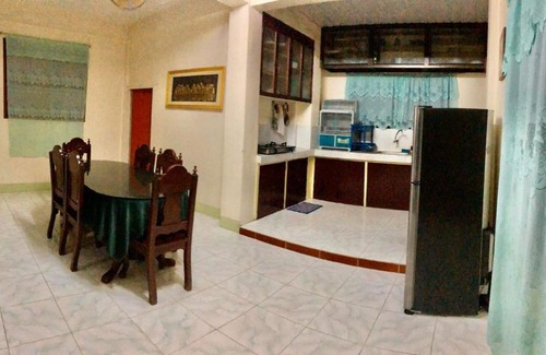 Bantay House | 15pax-2 minutes to Vigan-RoseandFer Transient-2 Bedroom House