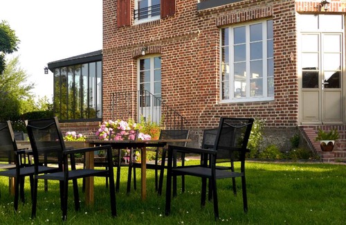 La Riviere-Saint-Sauveur Bed & Breakfast | 16 m² Bed and breakfast ∙ 2 guests