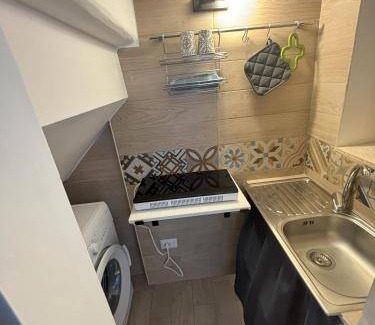 Margherita di Savoia Bed & Breakfast | 16 m² Bed and breakfast ∙ 4 guests