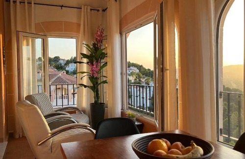 La Font d'en Carros House | 160 m² House ∙ 4 bedrooms ∙ 8 guests