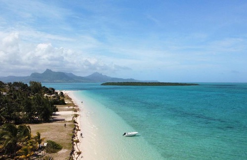 Pointe D'esny House | 160 m² House ∙ 2 bedrooms ∙ 6 guests