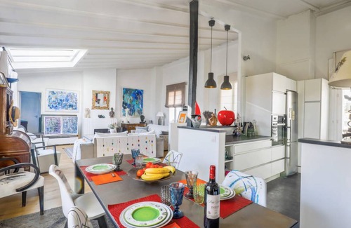 Prince–Marmottan House | 164 m² House ∙ 4 bedrooms ∙ 8 guests