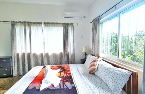 Orange Hill Apartment | 165 m² Apartment ∙ 3 bedrooms ∙ 8 guests