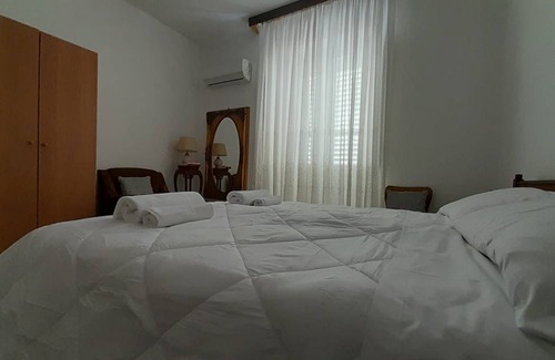 Mamoiada Apartment | 167 m² Apartment ∙ 3 bedrooms ∙ 6 guests