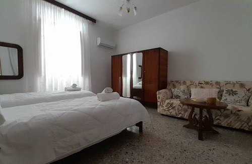 Mamoiada Apartment | 167 m² Apartment ∙ 3 bedrooms ∙ 6 guests