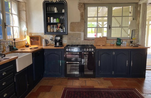 Saint-Sernin House | 16th Century hunting lodge with modern pool