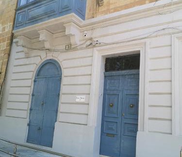 Senglea House | 17 Domus Mariae Town House