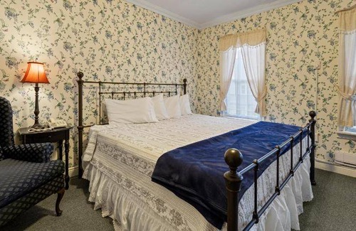 Lake Placid Hotel | 17 m² Hotel ∙ 4 guests