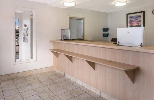 East Paris Hotel | 17 m² Motel ∙ 127 guests