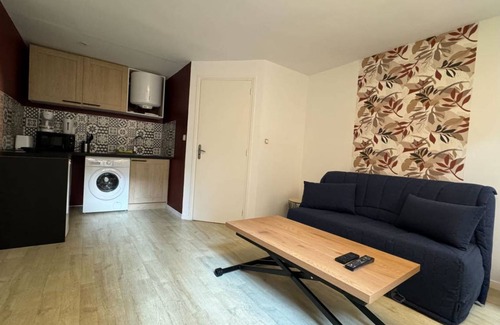Saint-Julien Apartment | 17 m² Studio flat ∙ 1 bedroom ∙ 2 guests