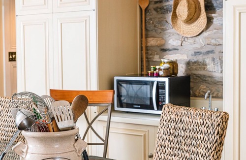 Mount Joy House | 1732 Restored Historic Farmhouse