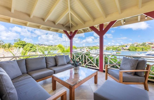 Jan Thiel Villa | 175 m² Villa ∙ 3 bedrooms ∙ 6 guests