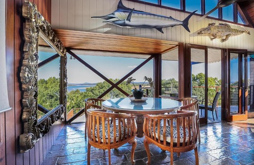 Seventeen Seventy Resort | 1770 Sovereign Lodge Retreat