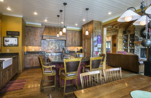 Crosslake House | 178' of Sandy Lake Shore on Private Lake