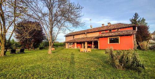 Castagnole delle Lanze Bed & Breakfast | 18 m² Bed and breakfast ∙ 3 guests