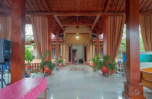 Madurejo Hotel | 18 m² Hotel ∙ 2 guests