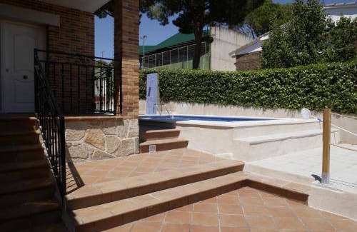 Cadalso de los Vidrios House | 180 m² House ∙ 5 bedrooms ∙ 10 guests