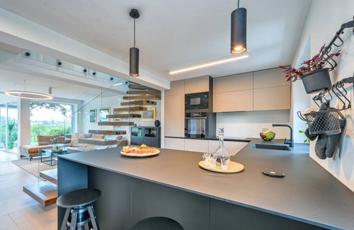 Gornji Kneginec House | 180 m² House ∙ 2 bedrooms ∙ 6 guests