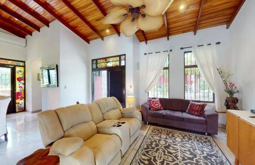 Esterillos Este House | 181 m² House ∙ 3 bedrooms ∙ 6 guests