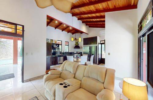 Esterillos Este House | 181 m² House ∙ 3 bedrooms ∙ 6 guests