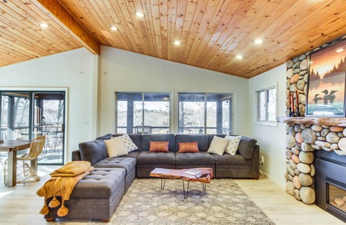 Lake Shore House | 187 m² House ∙ 4 bedrooms ∙ 8 guests