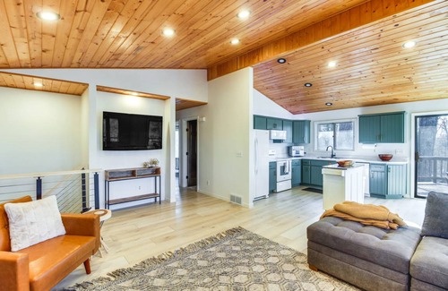 Lake Shore House | 187 m² House ∙ 4 bedrooms ∙ 8 guests