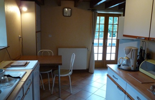 Chateau-l'Eveque House | 18th century farmhouse, fully renovated, well-equipped, pets welcome.