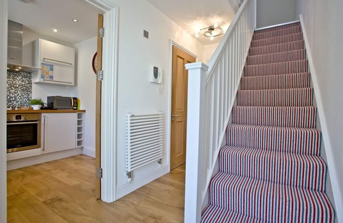 Torcross Apartment | 19 At The Beach - an apartment that sleeps 4 guests in 1 bedroom