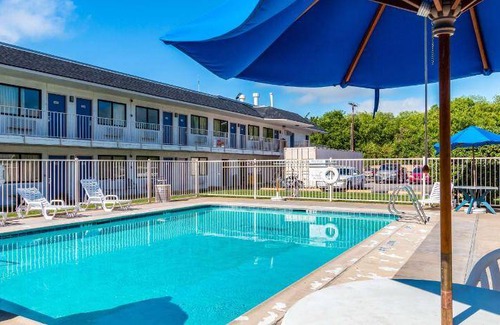 Bellmead Hotel | 19 m² Hotel ∙ 127 guests