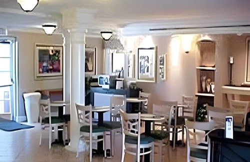 Monroe Hotel | 19 m² Hotel ∙ 127 guests