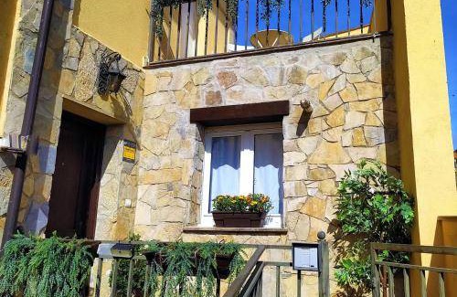 Fuentetoba House | 190 m² House ∙ 5 bedrooms ∙ 16 guests