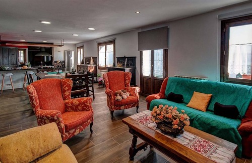 Baraibar House | 190 m² House ∙ 5 bedrooms ∙ 12 guests