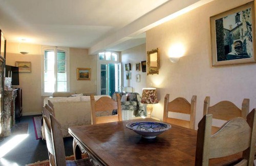 Bram House | 190 m² House ∙ 5 bedrooms ∙ 10 guests