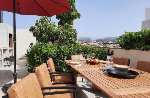 Maspalomas Villa | 190 m² Villa ∙ 5 bedrooms ∙ 10 guests
