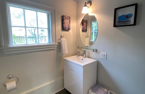 Hosford-Abernethy Cottage | 1904 Carriage House; Portland, Oregon