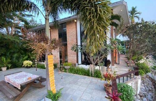 Doi Lo House | 192 m² House ∙ 4 bedrooms ∙ 10 guests