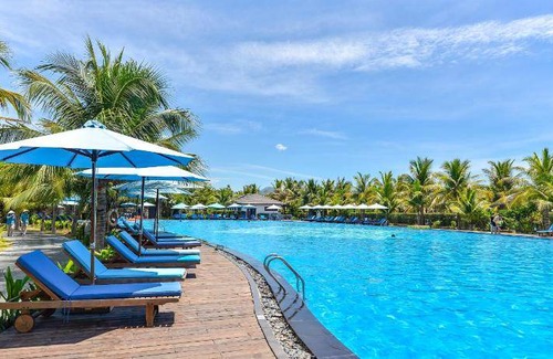 Cam Lam Resort | 193 m² Resort ∙ 4 bedrooms ∙ 127 guests
