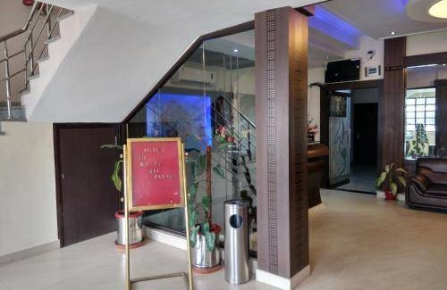 Dibrugarh Hotel | 194 m² Hotel ∙ 4 guests