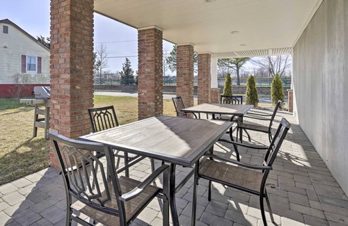 Long Branch House | 195 m² House ∙ 3 bedrooms ∙ 7 guests