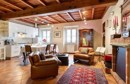 Borgo Ticino Apartment | 198 m² Apartment ∙ 3 bedrooms ∙ 7 guests