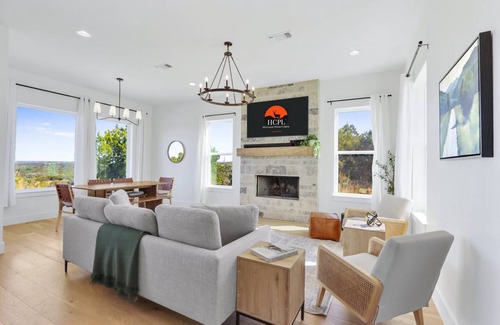 Johnson City House | 198 m² House ∙ 3 bedrooms ∙ 6 guests